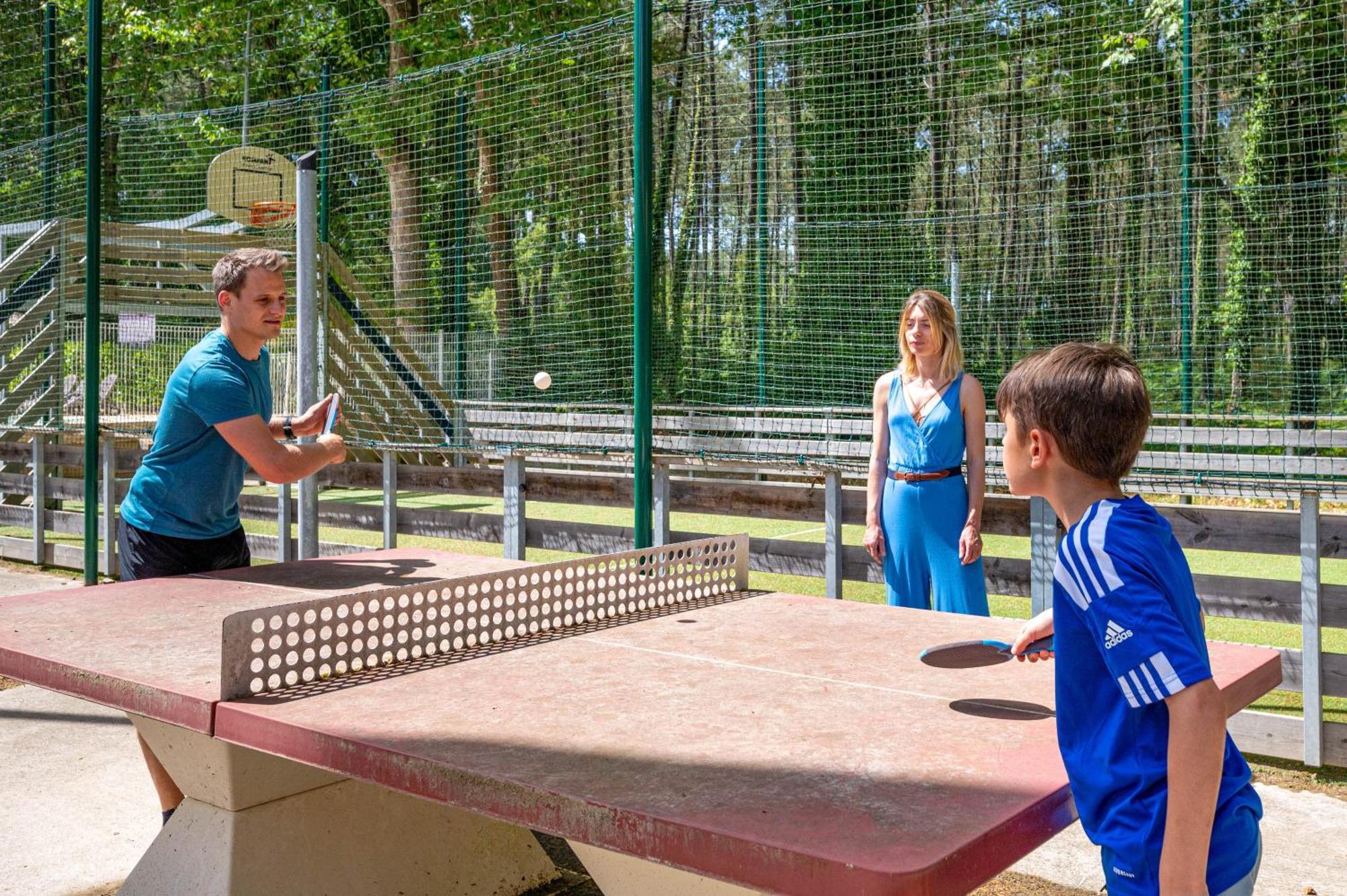 Camping-Village Vacances Les Deux Etangs Сеньосс Екстер'єр фото